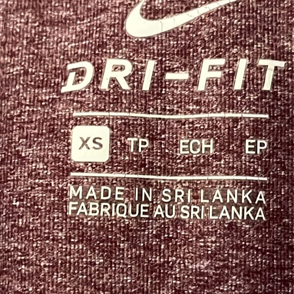 Nike burgundy leggings size XS - Picture 2 of 10
